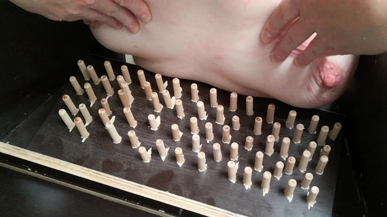 Bouncy Tits Action: Tit punishing machine