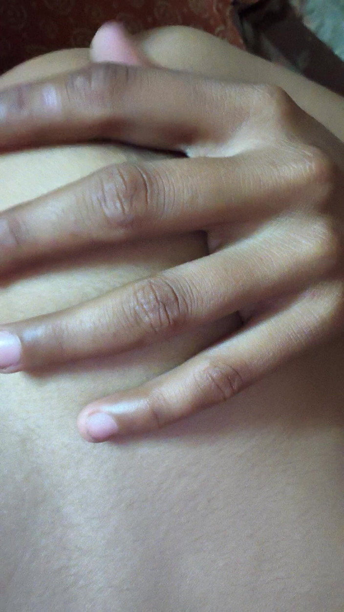 Moma: 性感的视频女孩热宝贝