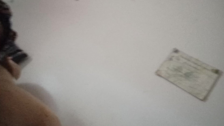 MzzSpontaneousFreak: Kom spelen met dit harige strakke poesje