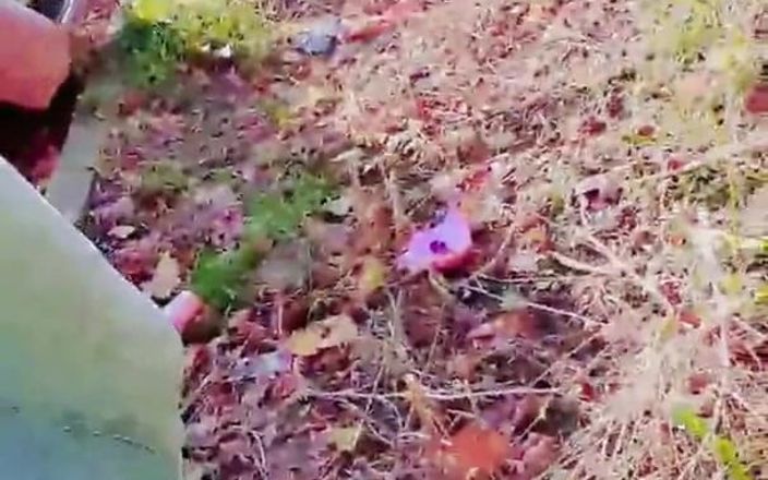 Slutboyben: रंडीबॉयबेन कैम4 सेक्सी रंडी मूत रही है