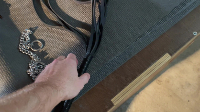 Lora Cross: 자기 본디지 서프라이즈