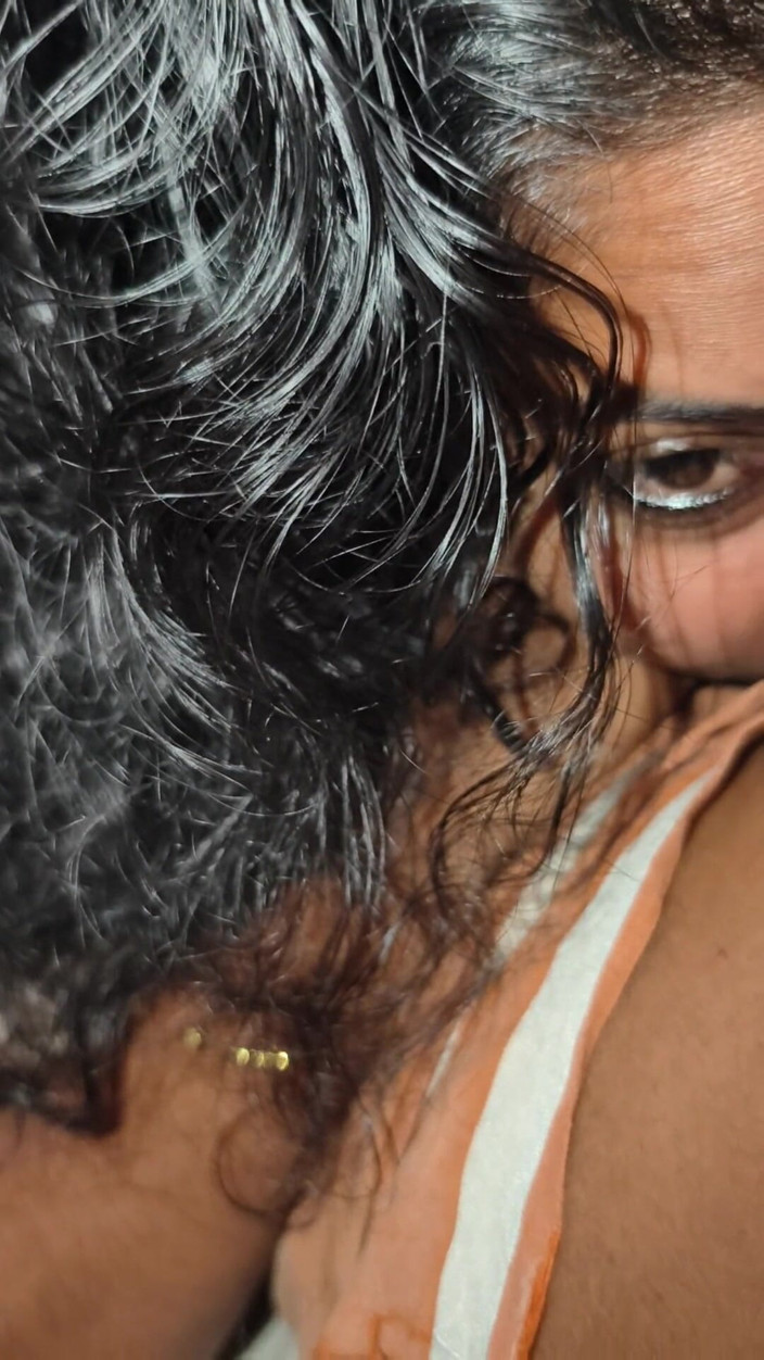 Realmallucouplevlog: Mallu Varsha Enjoing with Boyfriend
