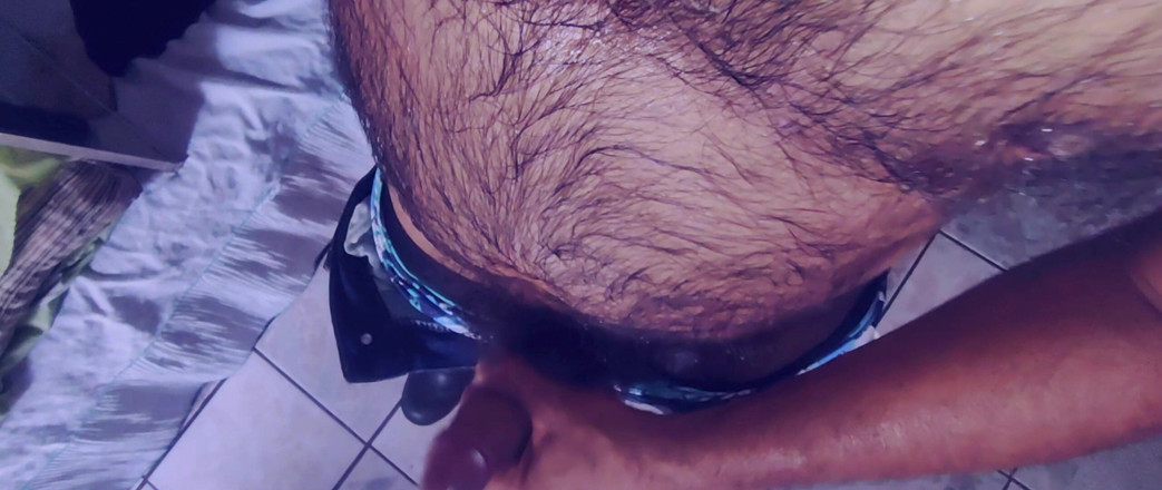 Stink HairyMale: Vou Gozar No Jeans