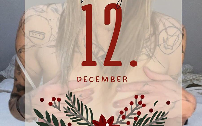 Cur1ouscoup420: 보지에 마법의 지팡이를 가진 크리스마스 엘프