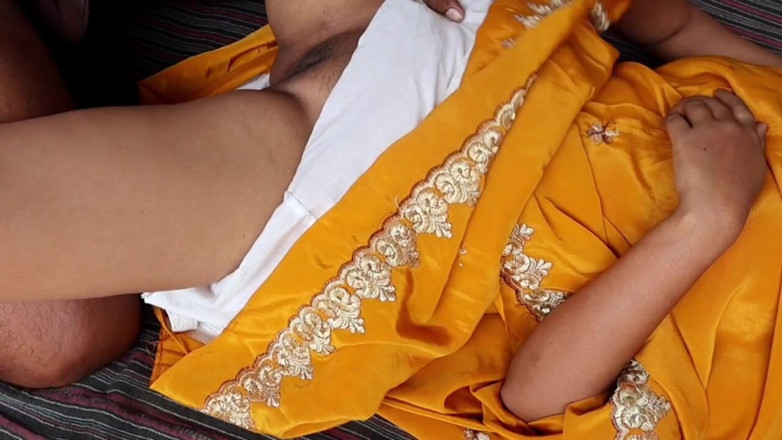 Saloni: Very Hot Wife Cheating Husband Not Home Hot Girl