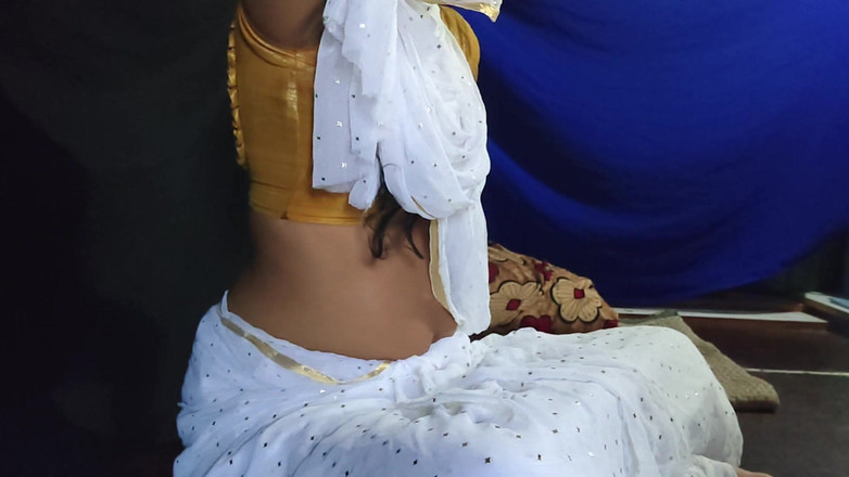 Hotpooja86900: Sólo hra od sebe sexy sexy holka ukazuje prsa