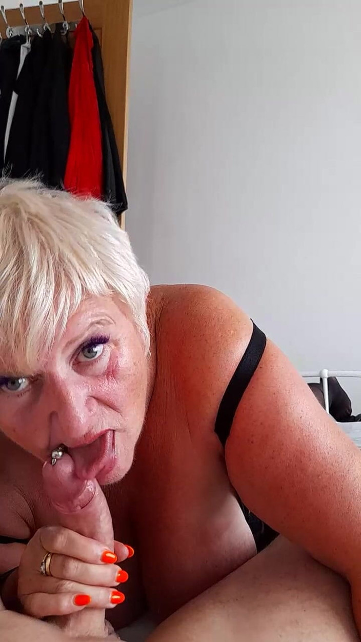 Uk Joolz: からかい、大きな負荷を期待する