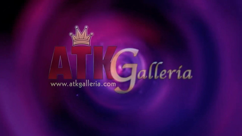 ATKIngdom Fans: She Takes Out Her Viibrator and Show You Her Nice...