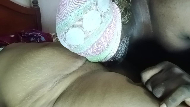 Tamil Anti Uma: 村でおばさんと楽しく過ごしていました