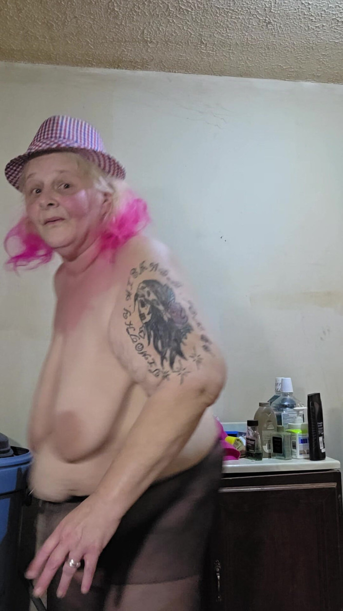 HerculesnVENUS: Momnys một mớ hỗn độn khi con trai riêng cởi quần áo