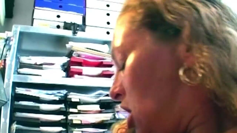 German bitch hunter: Curly Brunette Rides Hard on Office Chair