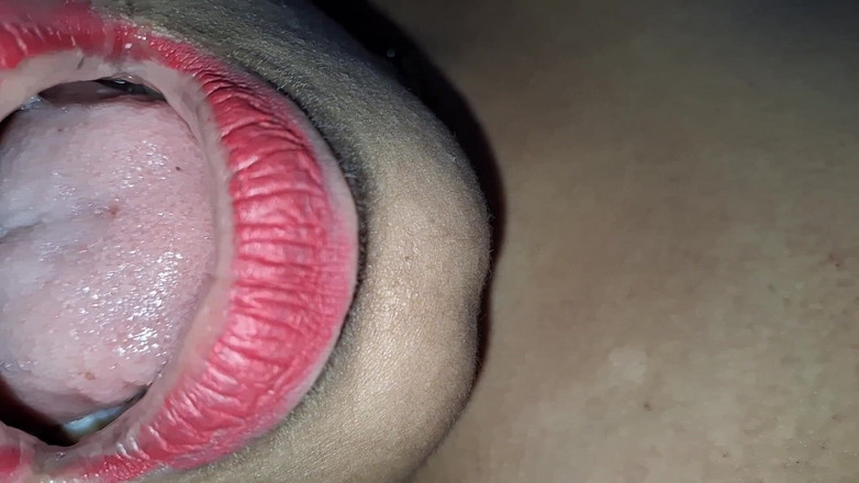 horneySonu: Sex oralny Sonu i wytryski w cycki