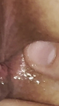 He Fingers My Lubed Ass an Pussy Soo Dep