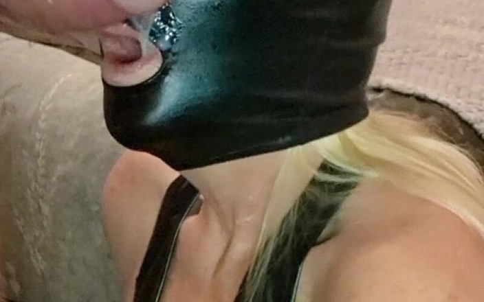 Milf-T: mặt nghiệp dư trùm đầu và đội mũ trùm đầu lên mặt