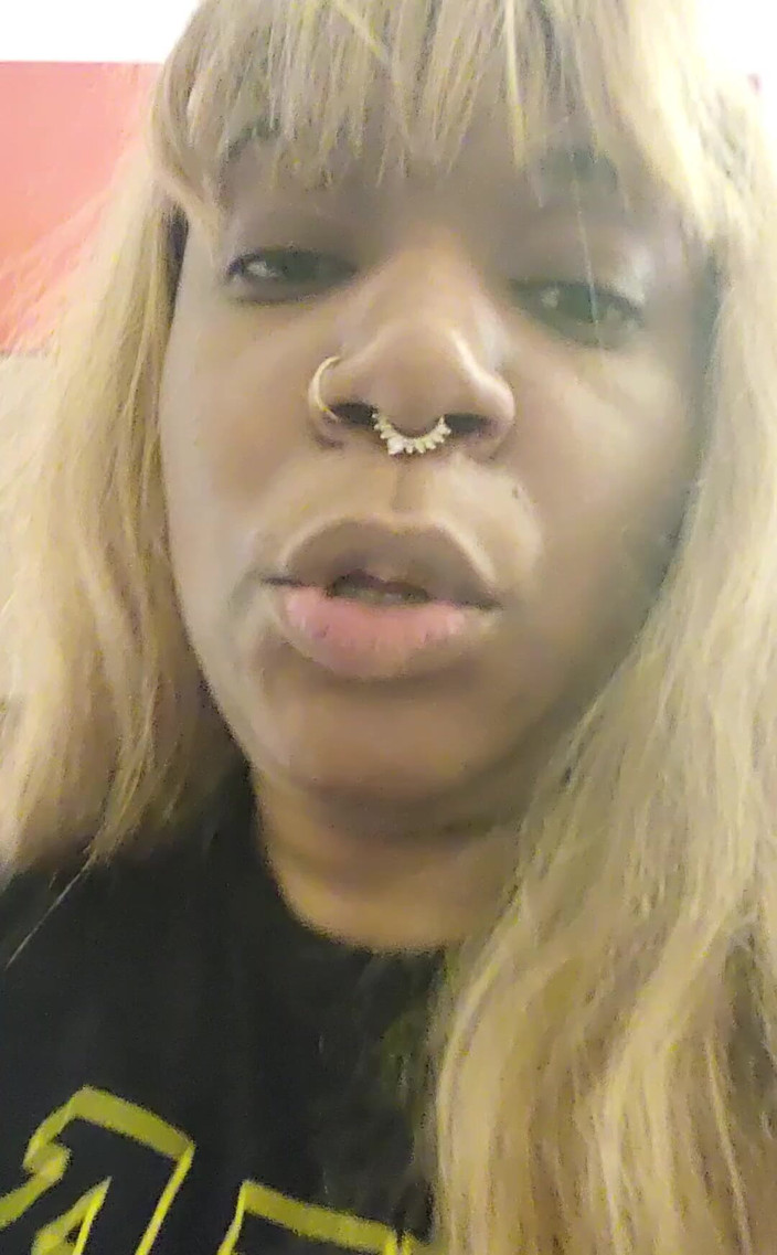 Josie4yourpleasure: Thứ hai của anh thế nào?