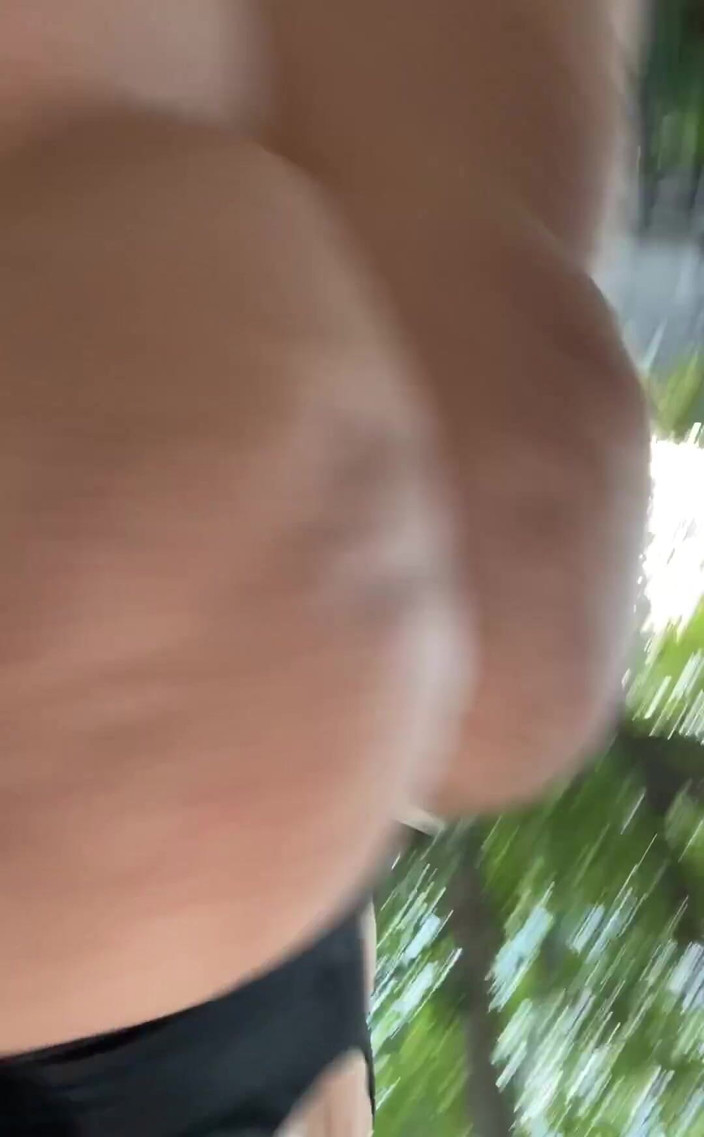 KinkyKatie: 最後まで見る 雨の水曜日だとわかりますか?