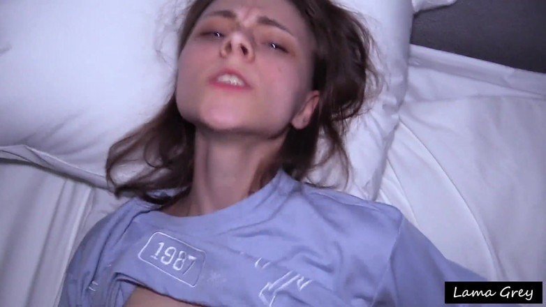 Cyber pussy: Sie ist streberin - Lernen und ficken mit streberin teeny