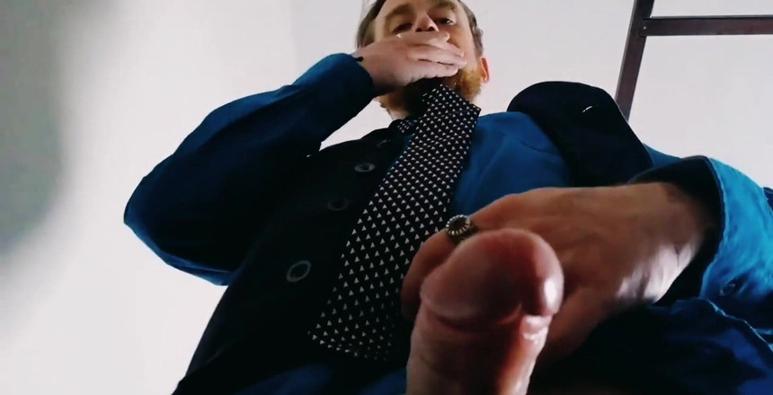 Dirty Talking Guy: Na kolenou čeká na mě