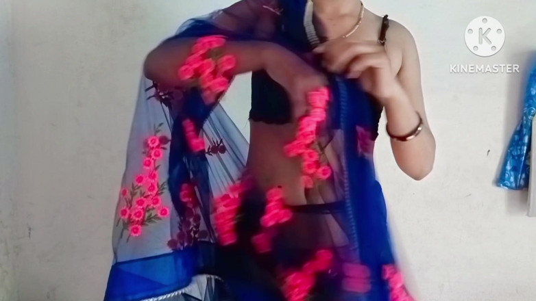 Ankurpriya000: 義理の義兄が見つかったとき、ホットなバービーがオープンに入浴しているところ 義理の義理の兄弟が見た