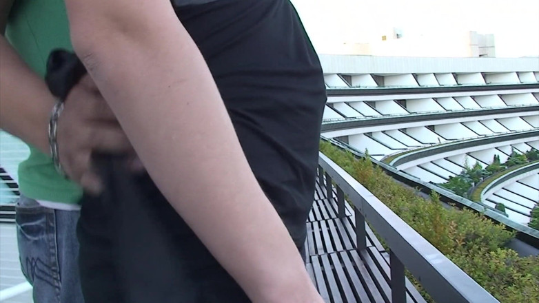Cum Outdoor: Fucking stepsis on the balcony!