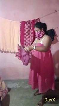 Sari cayendo solo sfw
