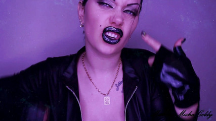 Goddess Misha Goldy: Le labbra nere lucide ottengono il totale controllo di te!...