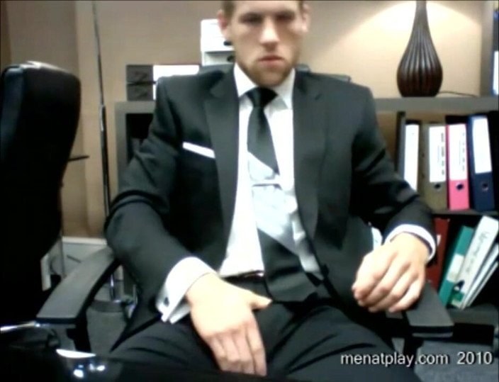MenAtPlay: David Jones的Raw网络摄像头