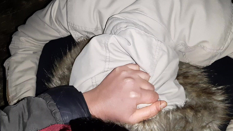 Lesbian-candys: 初めて会った日、彼女は公園で私のアソコを舐めました