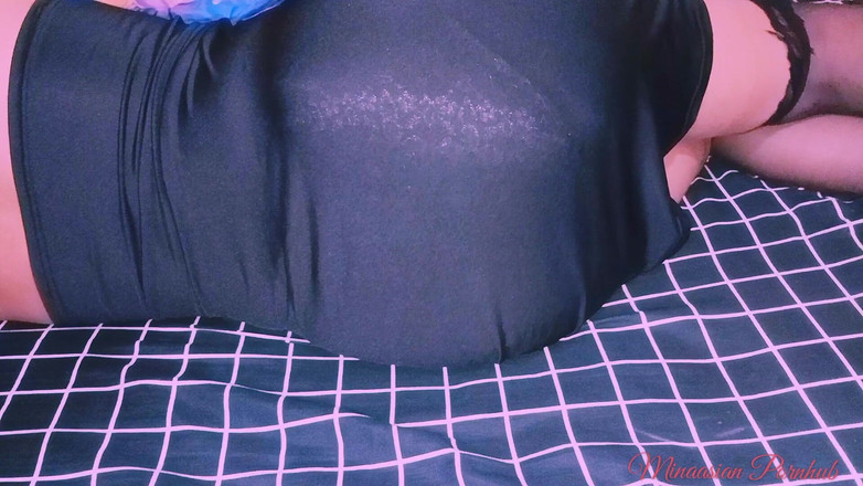 Wulan indah: Stoute Dangdut-zangeres - het is oké om met de kont te...