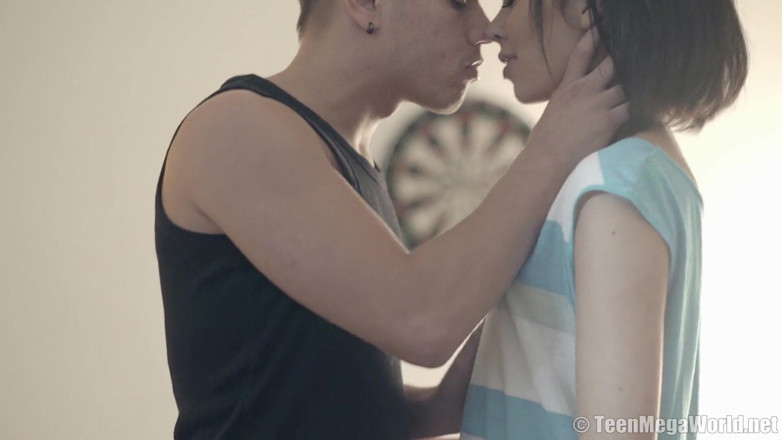 Teen Mega World: Coach fucks gal