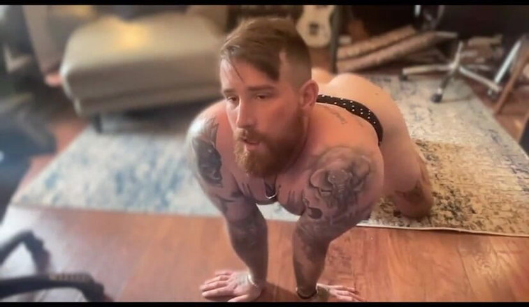 Dirtytrisha: В приватной сессии с папочкой