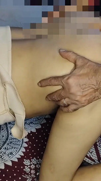 Brother-in-law called sister-in-law to the hotel and fucked her