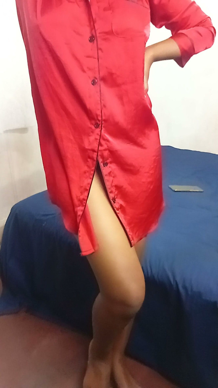 Dericky22: Short-haired Black Woman with Desire