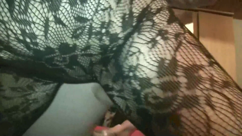 Melanie-Fox Private Videos: User date Johnny invited to my home