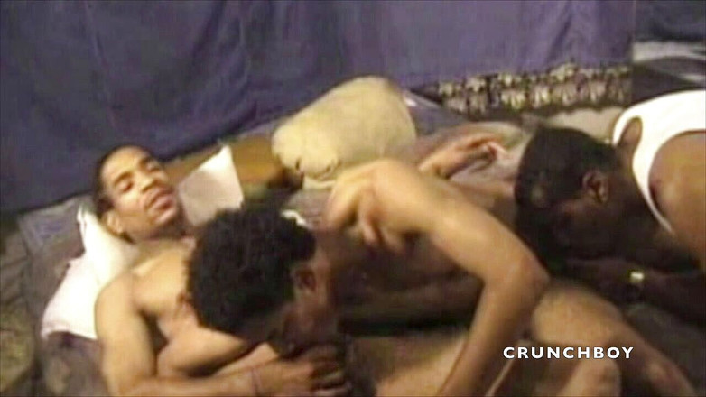 MEN BIG COCKS FUCKERS: अपने दोस्त द्वारा चूसने के लिए बड़ा काला लंड