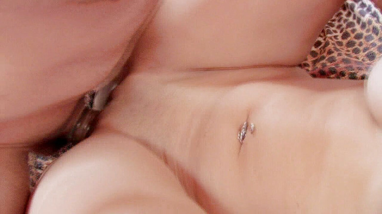 CBD Media: Si remaja imut Jolly yang semok lagi asik nyepong dan...