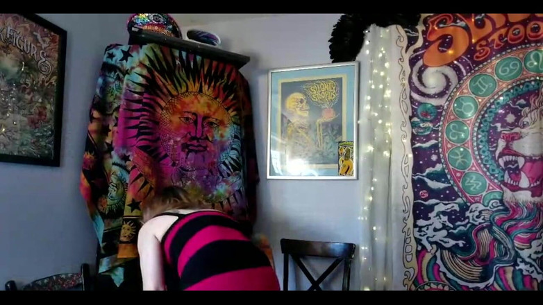 Suzy Wylde: Suzy Wylde continúa su entrenamiento anal