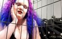 Mxtress Valleycat: Caged biscuit tease