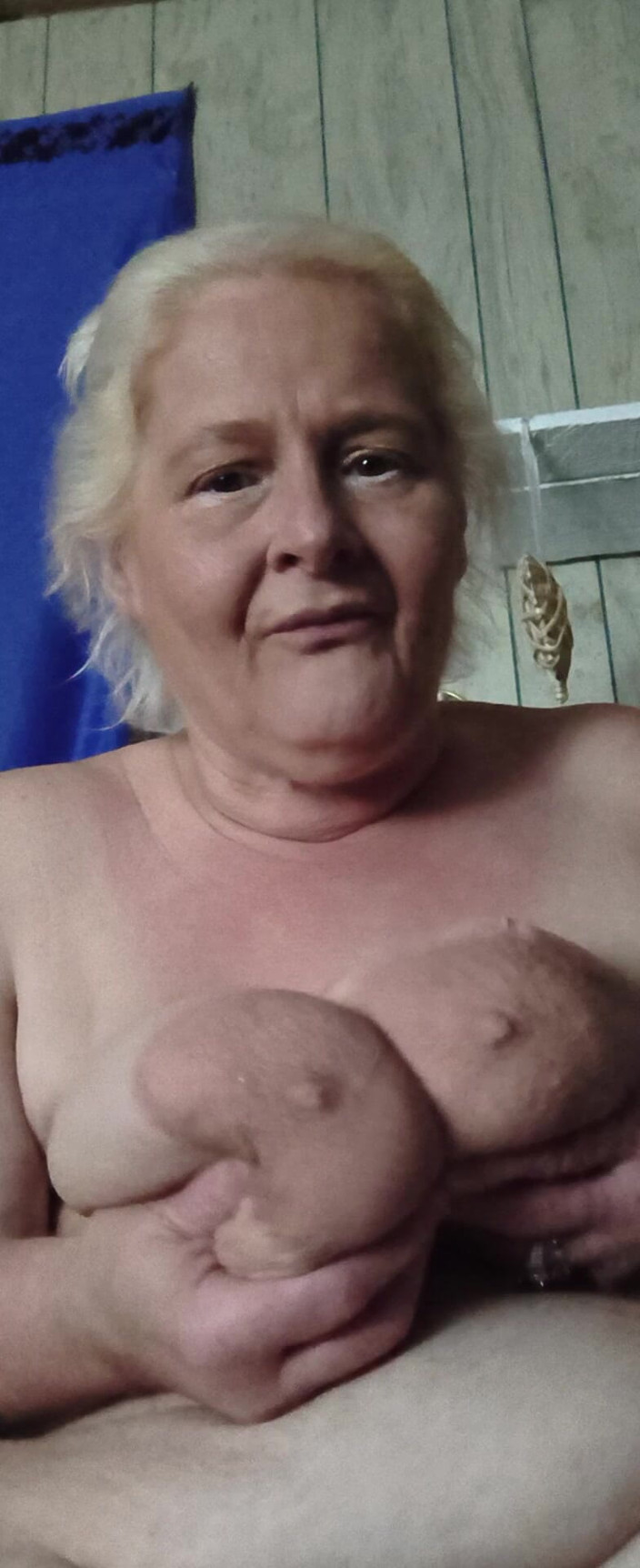 HerculesnVENUS: He Licks Her Titties and Sucks Her Fingers Now It's...