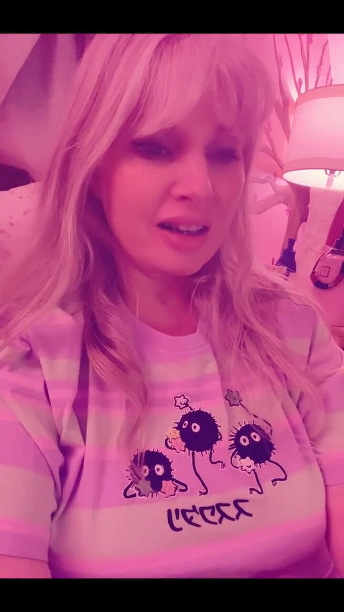 PaintedRose: Fată bună cu vise dulci - film post