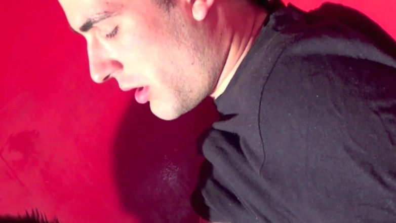 Crunch Boy: Alexis fucked by Fabien in cruising