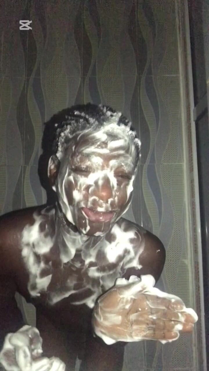 Big_brown: Chcete se vystříkat na obličej