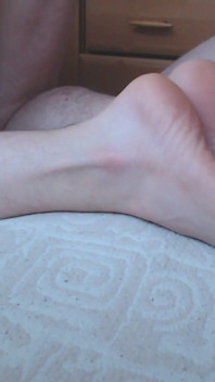Cum on Sweet Twink's Feet(98_9)