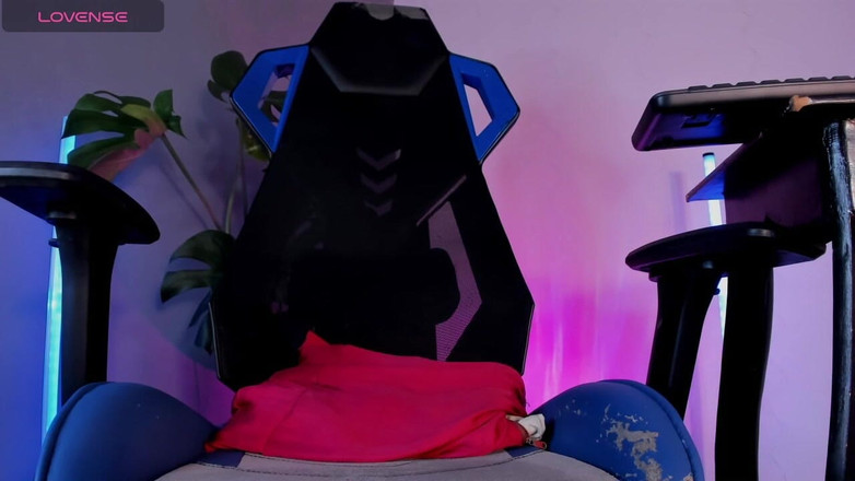 XaraBliz: Xara suka berpesta dengan rakan-rakannya