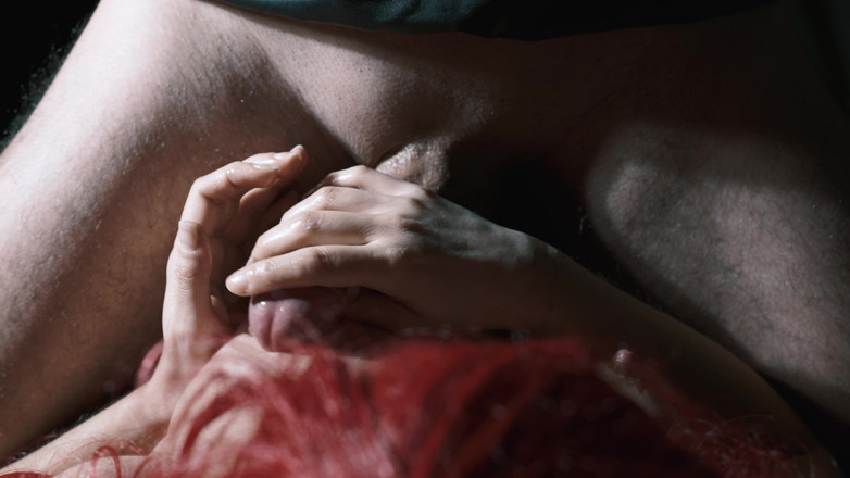 Jay_kate: Göğüslerimi sikip boynuma boşalıyor