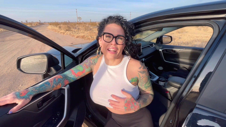 Bianca Bailee: Horny Stranger Gets Rewarded W Pussy After Fixing My Car