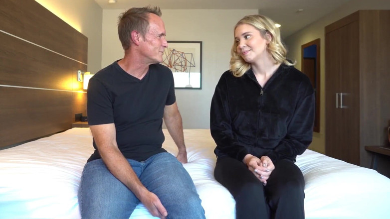 DCTrousersnake: Older Man Dctrousersnake Anal Fucks Sophia Sterling - Early Home Vid...