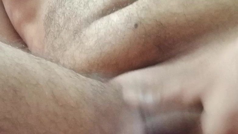 Ravina2001: 看看Jiju的鸡巴