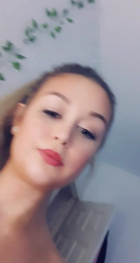 Hi, I'm Holly!