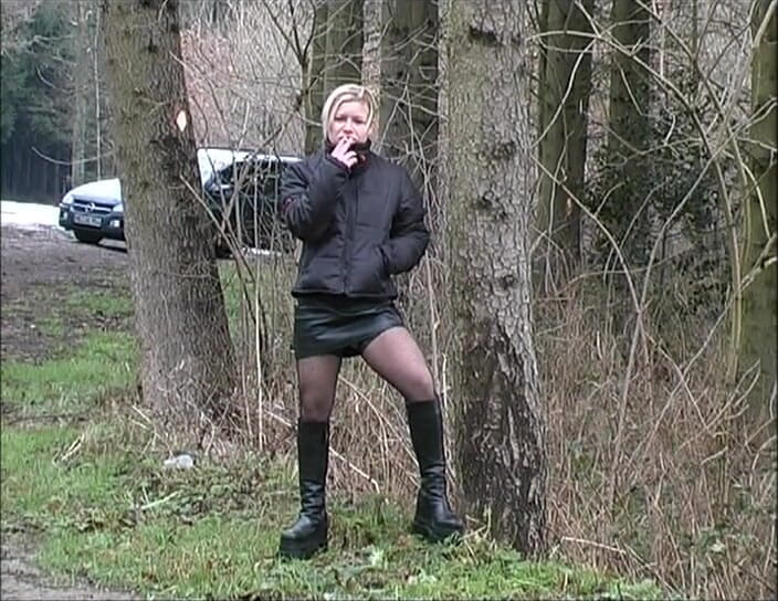 All about pee: Swallow My Piss Winterwood Time